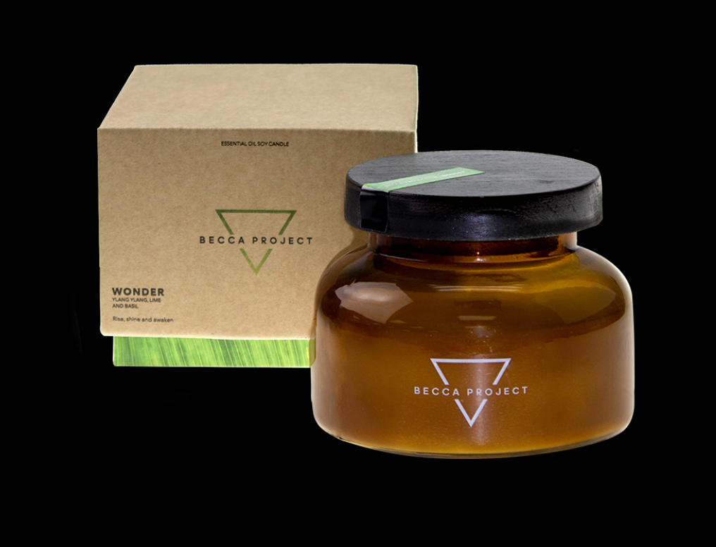 Becca Project W O N D E R - Essential Oil Large Candle