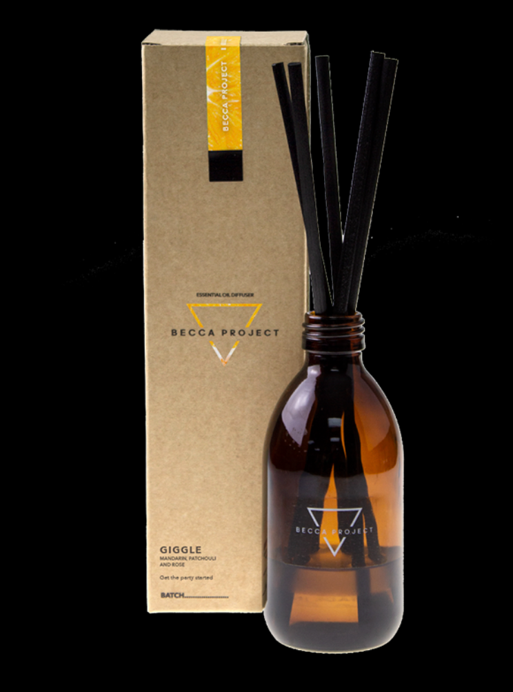 Becca G I G G L E - Essential Oil Diffuser
